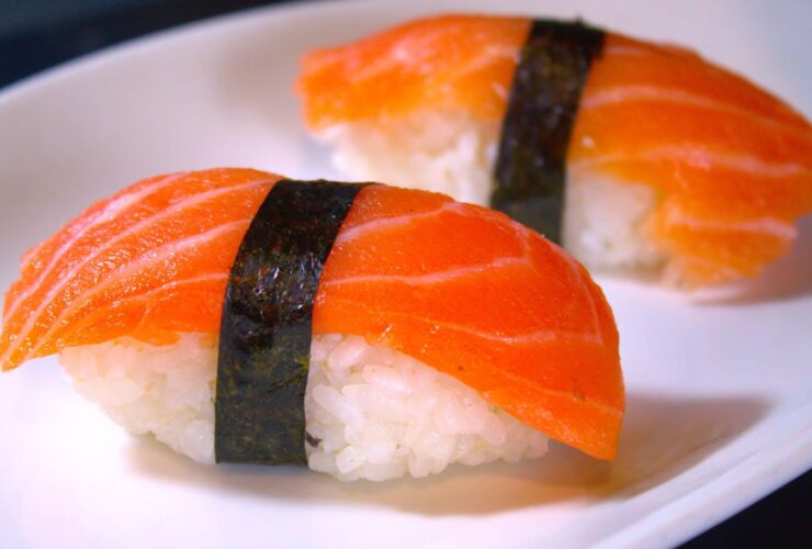 معرفی 10 نوع سوشی محبوب در سراسر جهان طرز