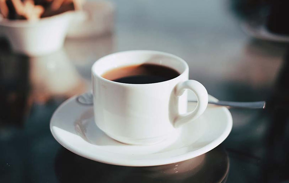 با نوشیدن قهوه فشار خون را به سرعت افزایش دهید