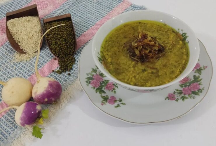 طرز تهیه آش شلغم پماد سرد