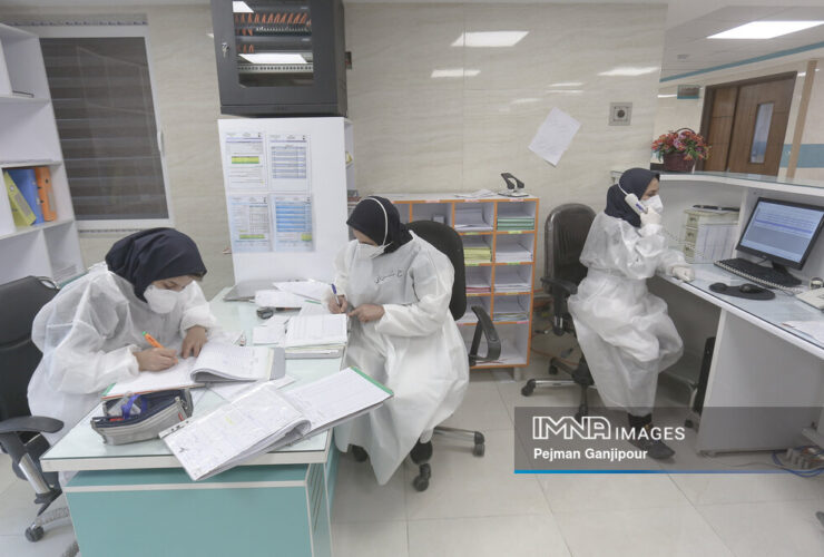 تلاش وزارت بهداشت و سازمان برنامه و بودجه برای پاسخگویی