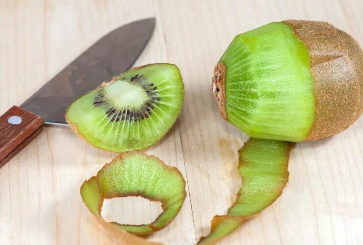 پوست کیوی سرشار از آنتی اکسیدان است