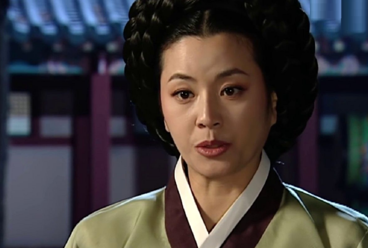 تصویر چهره بانو چوی در درام یانگوم پس از 20