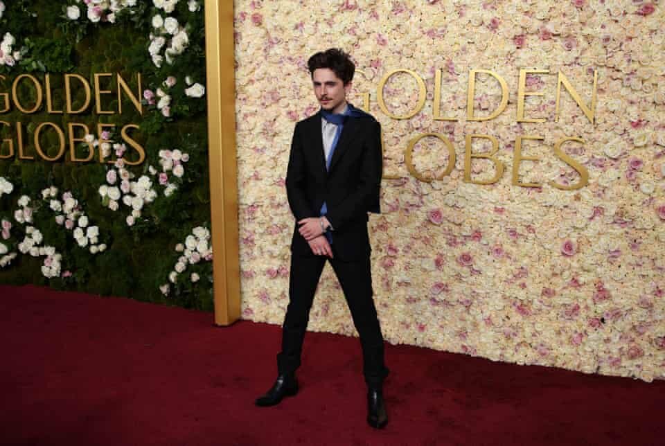 کاورعکس جذاب Timothee Chalamet از فرش قرمز گلدن گلوب