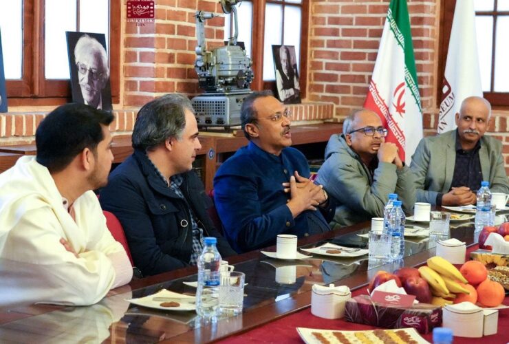از هیئت سینمای هند به موزه سینما مراجعه کنید