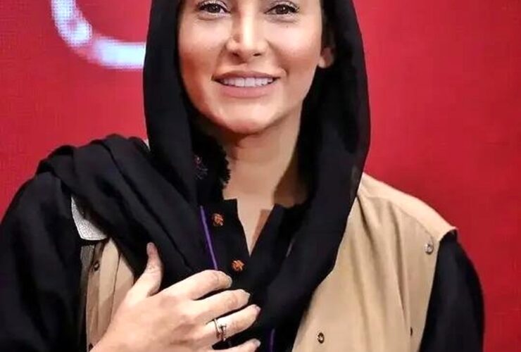 بیوگرافی Fariba Naderi ؛ برنده سیمورگ کریستال بهترین بازیکن