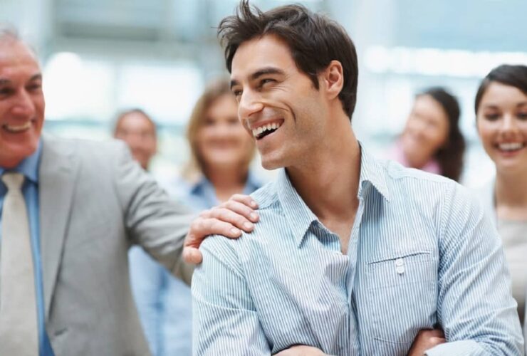 ۱ ویژگی های افراد موفق که هرگز کمتر از آنچه