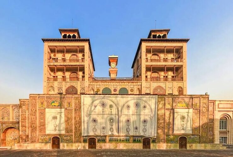به کاخ Goesttan در نوروز خوش آمدید