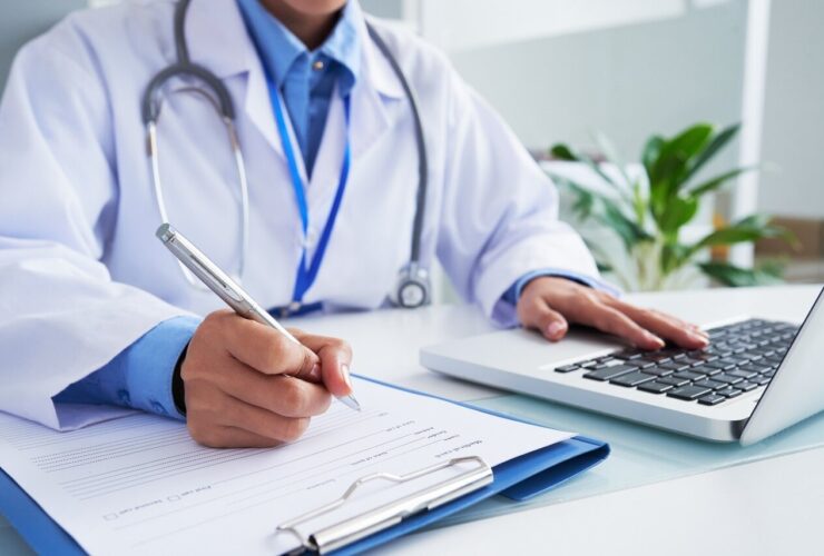 هزینه های منصفانه و بیمه مناسب خواسته های جامعه پزشکی