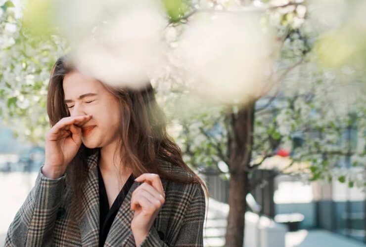 10 راه برای غلبه بر آلرژی های فصلی و ایجاد راحت تر خواب/ ترجمه