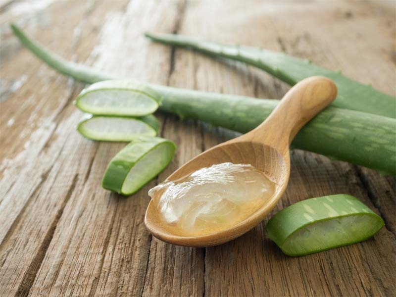 ۲ مرطوب کننده طبیعی برای آب خشک پوست/ ترجمه