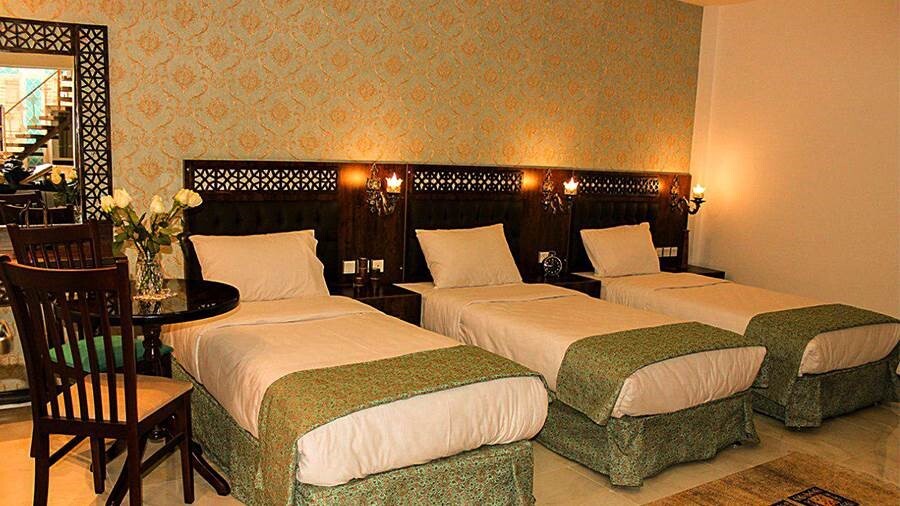 دسترسی به هتل وکیل شیراز