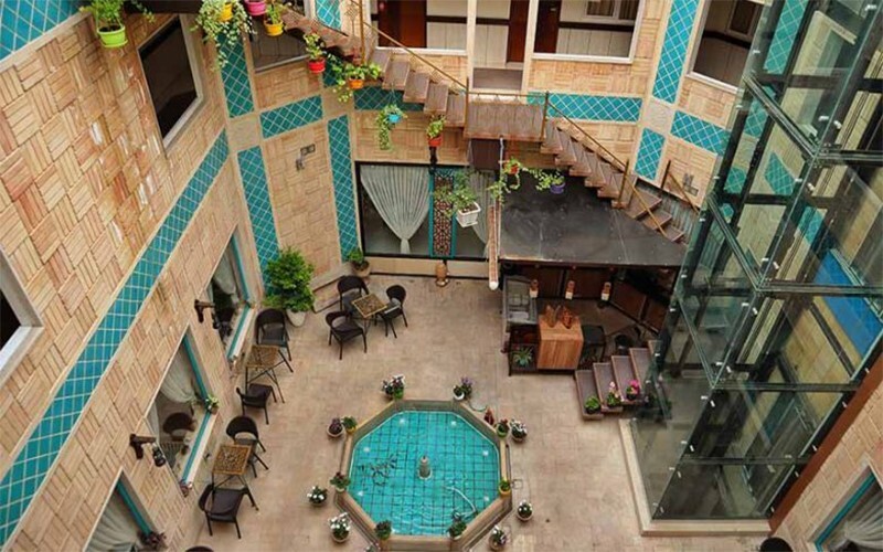 دسترسی به هتل وکیل شیراز