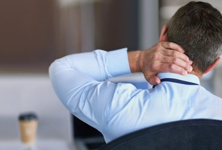 هشدار در مورد احتمال درد همه گیر گردن در کشور