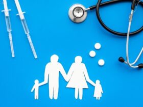 اولویت اصلی وزارت بهداشت ، اجرای برنامه پزشکی خانواده و سیستم ارجاع است.