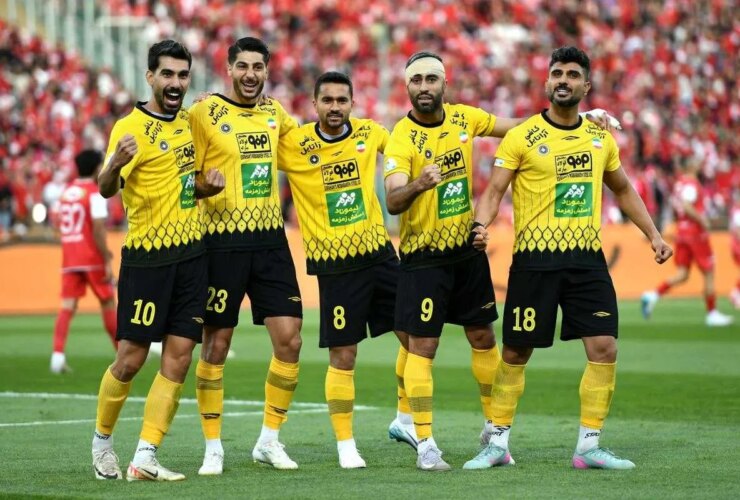 ترکیب سپاهان در مقابل یک فن ؛ جنگ برای رسیدن به آسیا