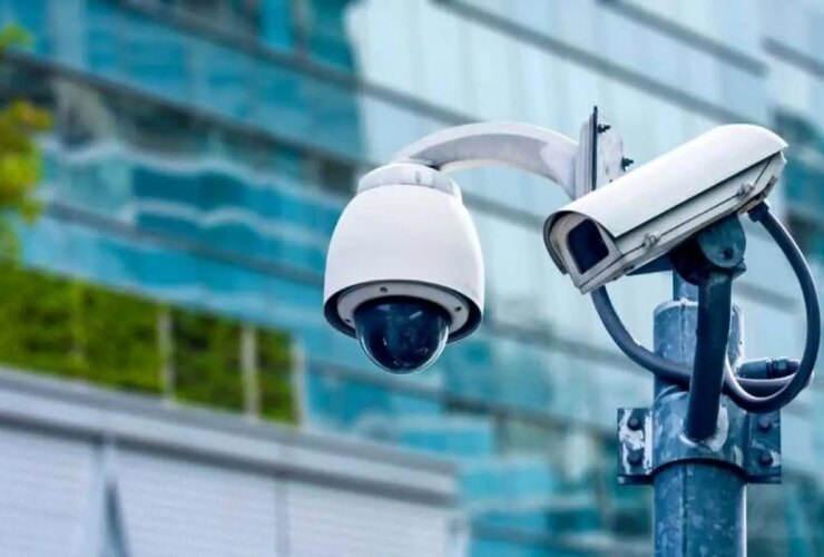 پلیس استفاده از دوربین های تشخیص چهره را رد کرد