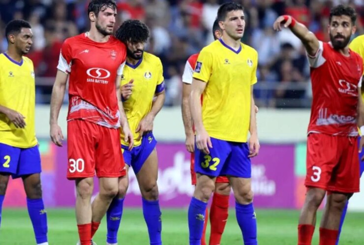 وقتی سوره درگیری بین دو پرپولیس را متوقف می کند