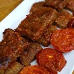 چگونه یک تابه را با یک سس خاص درست کنیم