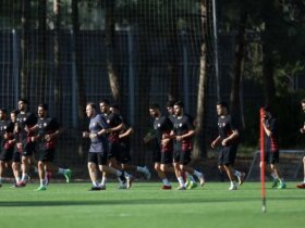 پرسپولیس را با نیمی از تیم مصدوم تمرین کنید!