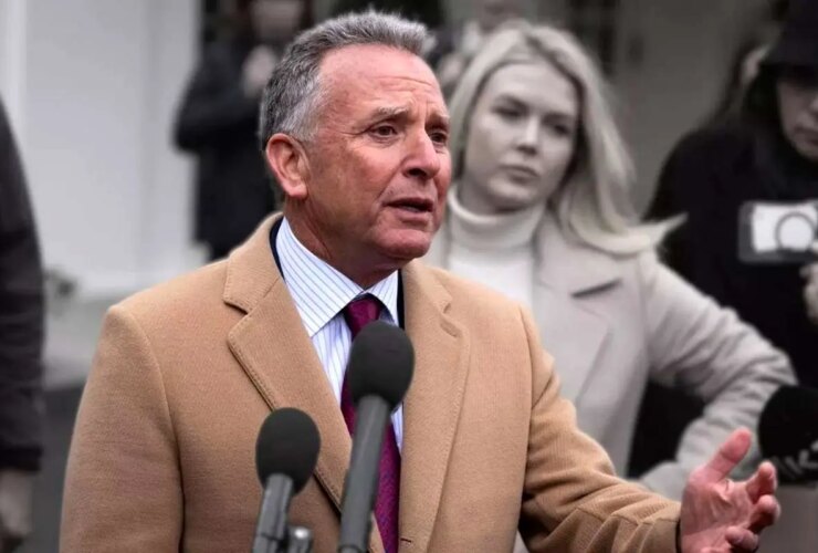 با WITCAF در مورد وزیر امور خارجه مصر تماس بگیرید