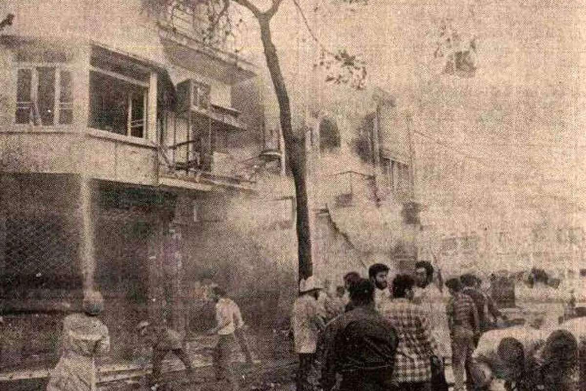 تصاویر 2 بمب مرده و پیکان در کوچه ماروی تهران!