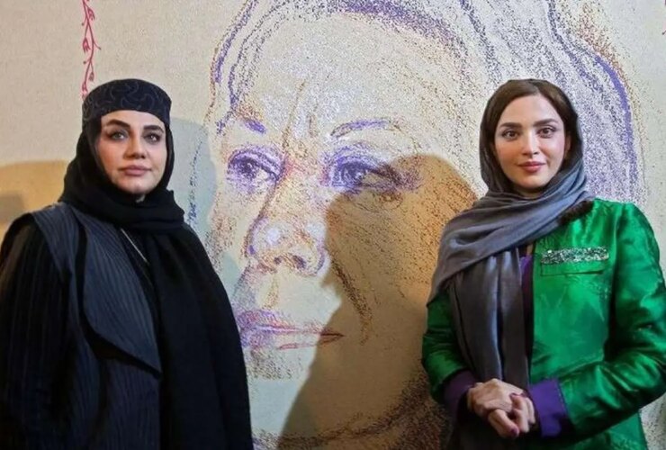 برای دیدن Abyar Narges Natges به یک گروه از برنامه اعتراضی ویژه می پردازد