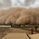 زمان ترسناک طوفان بزرگ گرد و غبار در عربستان سعودی