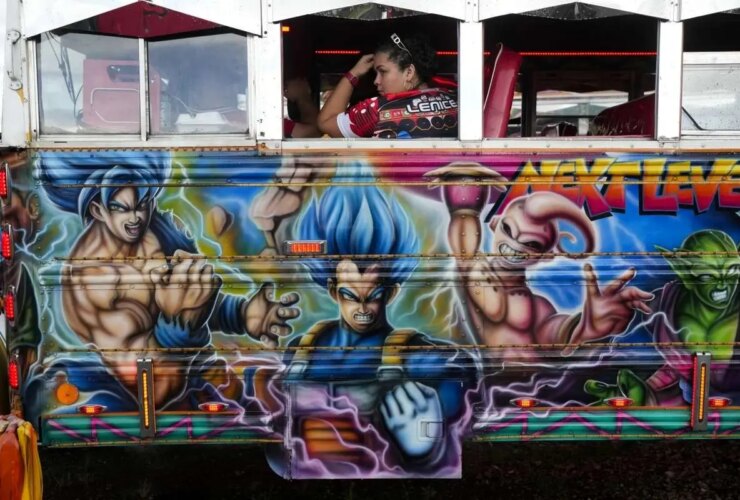 تصاویر زندگی اتوبوس های قدیمی مدرسه آمریکایی در پاناما