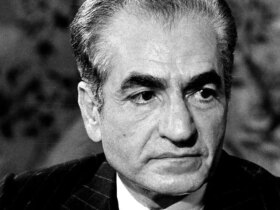 سؤال از زمین از مادر پادشاه ؛ گواهی تاریخی روابط دادگاه پهلوی