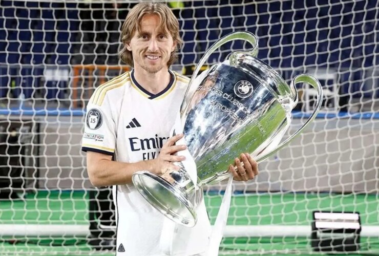 رسمی لوکا مودریچ در پایان فصل مادرید را ترک می کند