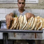 تصاویر تولید نان در غزه ادامه داشت