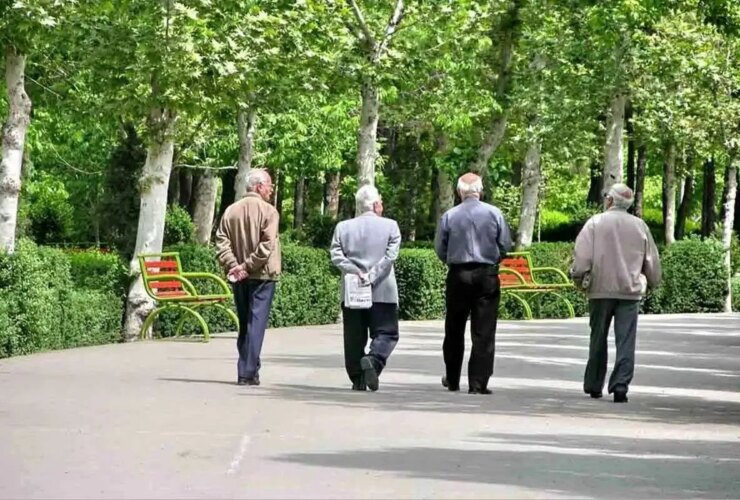 دستور وزیر کار برای بهبود معیشت بازنشستگان