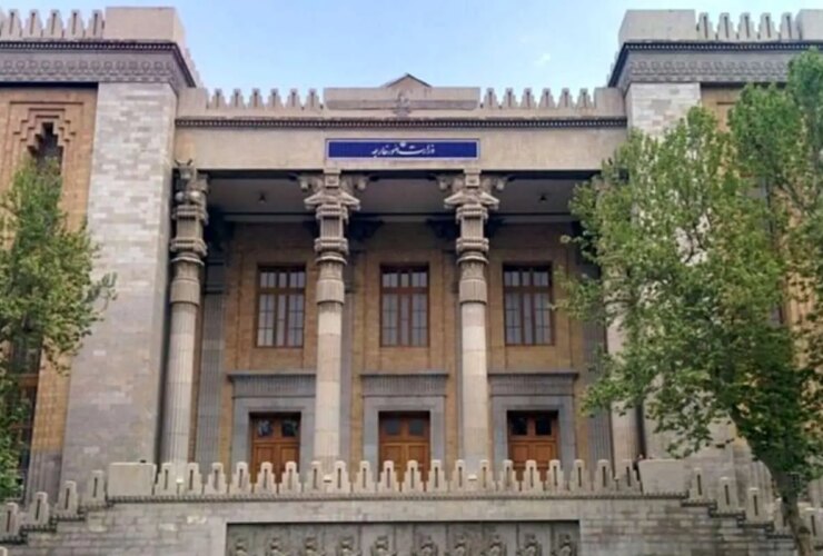 ایران وزارت امور خارجه فرانسه را به وزارت امور خارجه ایران فرا می خواند