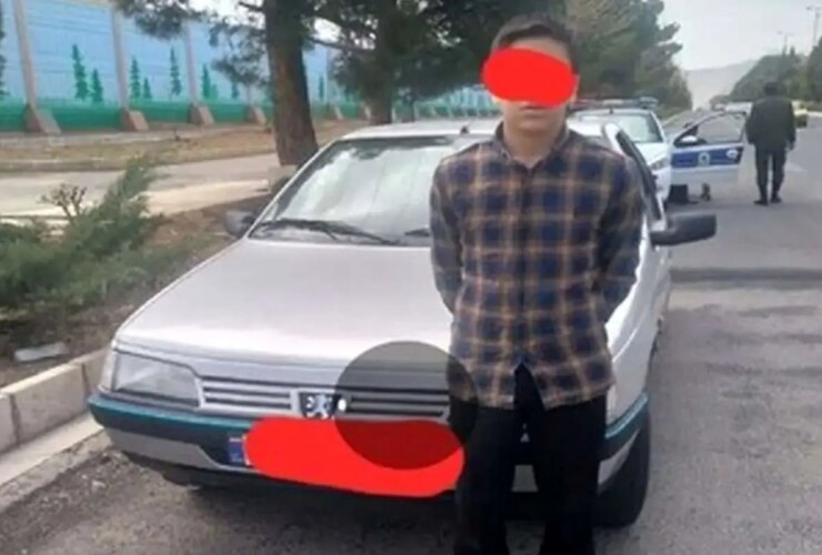به دلیل نقض رانندگی یک مرد 4 ساله را به دست می گیرید