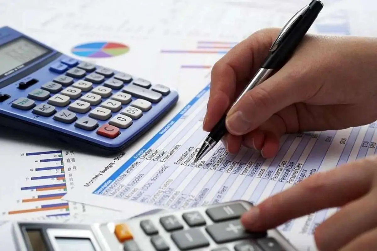 2300 میلیارد دلار درآمد قابل مالیات 4 2300 میلیارد دلار درآمد قابل مالیات
