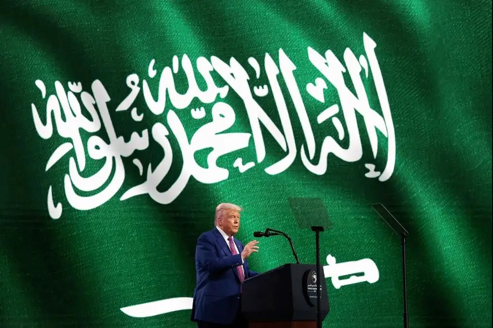 آیا ماسک ترامپ در برابر سیاست خارجی آمریکا بود؟