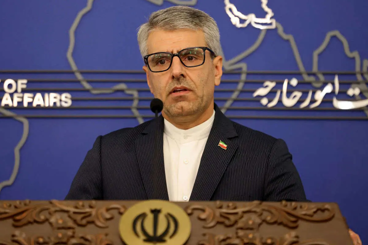 ادامه تحریم ها علیه ایران ، جدی ایالات متحده در راه دیپلماسی خوانده می شد. 4 ادامه تحریم ها علیه ایران ، جدی ایالات متحده در راه دیپلماسی خوانده می شد.