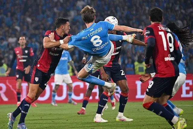 او قهرمان ناپولی سرییا و فاتح اسکودتو شد. پیروزی دردناک اینتر با درخشش ترومی