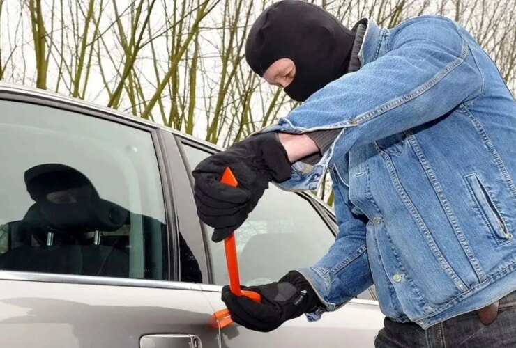 ایجاد یک باند حرفه ای سرقت اتومبیل در تهران