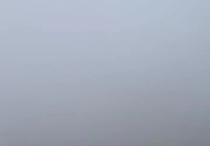 برای دیدن جزیره کیش در مه غرق شد!