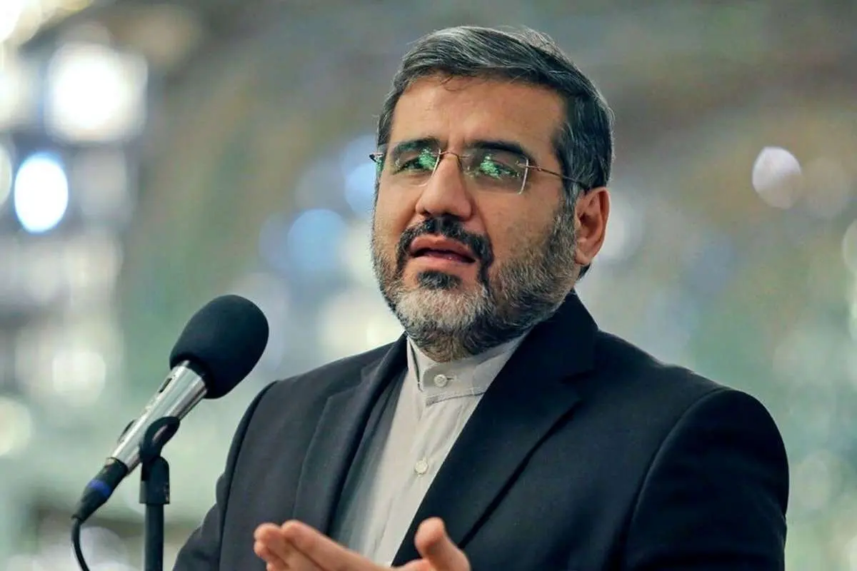 برای دیدن وزیر راهنمای سابق: به دلیل نوع حادثه ، بخشی از شهید کشوری هنوز در صحنه سقوط هلیکوپتر است. 4 برای دیدن وزیر راهنمای سابق: به دلیل نوع حادثه ، بخشی از شهید کشوری هنوز در صحنه سقوط هلیکوپتر است.