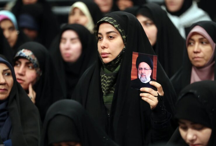 تصاویر با رهبر انقلابی هزاران معلم در سراسر کشور ملاقات کنید