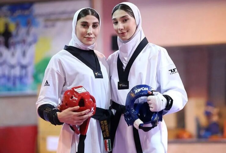 توضیح اصرار عجیب نهید کیانی در مبارزه با موبینا نماتزاده 13 توضیح اصرار عجیب نهید کیانی در مبارزه با موبینا نماتزاده