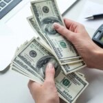 دلار بین کانال 1 و 2،000 تانک سرگردان بود