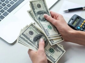دلار بین کانال 1 و 2،000 تانک سرگردان بود
