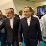 روزنامه محافظه کار: تیم مذاکره را با ایالات متحده تضعیف نکنید. ما شاهد تحولات جامع اقتصادی پس از توافق خواهیم بود