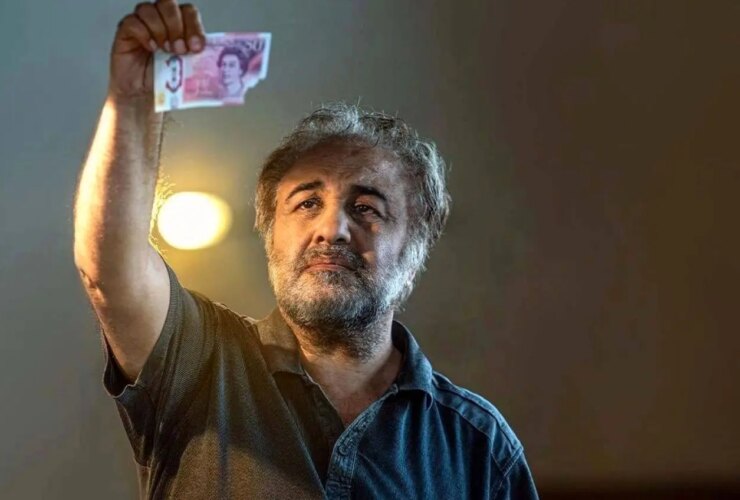 زندگی آویزان است سریال های رضایتران و "آویزان نقطه مشترک AJL