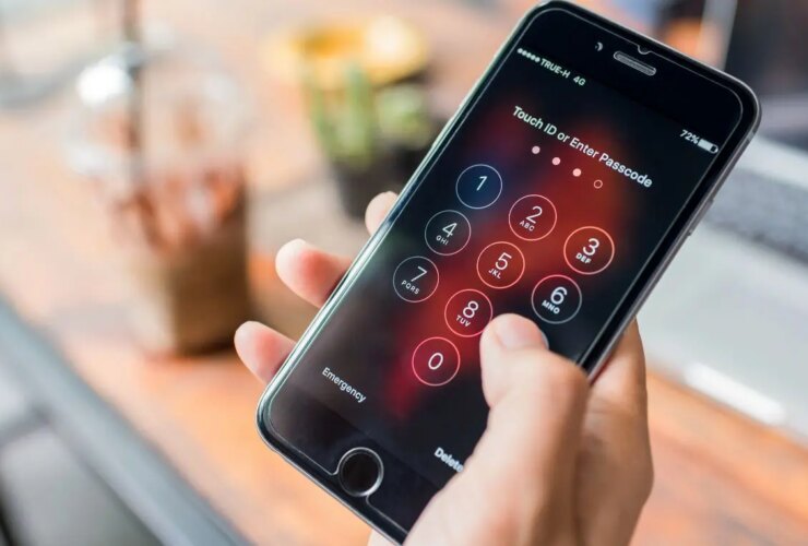 قفل تلفن را بدون حذف اطلاعات فقط با یک تماس باز کنید