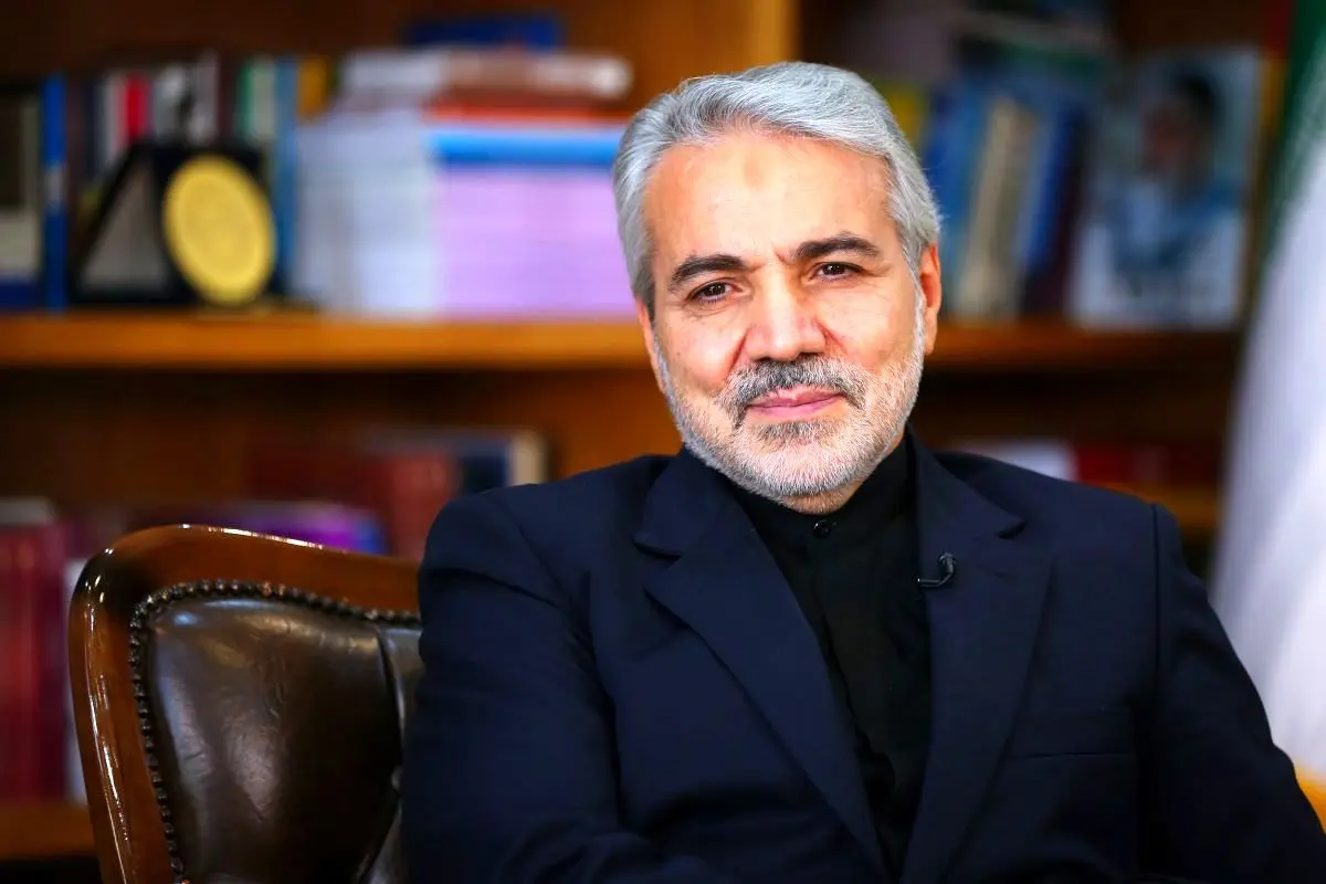 ما گفتیم که اگر نرخ ارز پذیرفته نشود ، نرخ ارز به 4000 دلار خواهد رسید