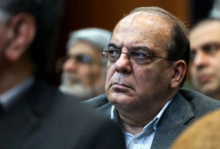 مواد مخدر به عباس عبدی: آیا شما آماده کمک به آقای Raisi برای نگه داشتن هزاران تومان هستید؟
